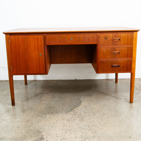 Mid Century Danish Modern Desk Executive Teak Oak 4 Drawer Bookshelf Cabinet VG