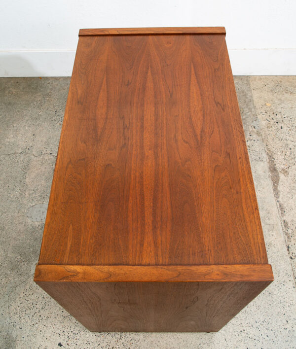 Mid Century Modern File Cabinet 2 Drawer Walnut Office Vintage Kimball Locking - Image 3