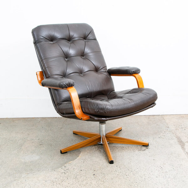 Mid Century Danish Modern Lounge Chair Dark Brown Leather Swivel Tufted Armchair - Image 5