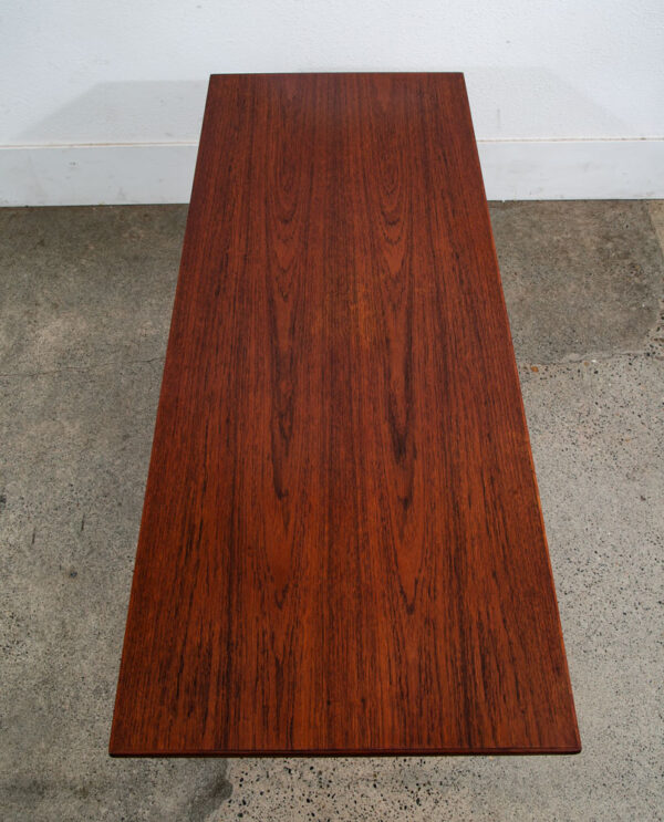 Mid Century Danish Modern Coffee Table Solid Teak Denmark Surfboard Shelf Mcm M - Image 3