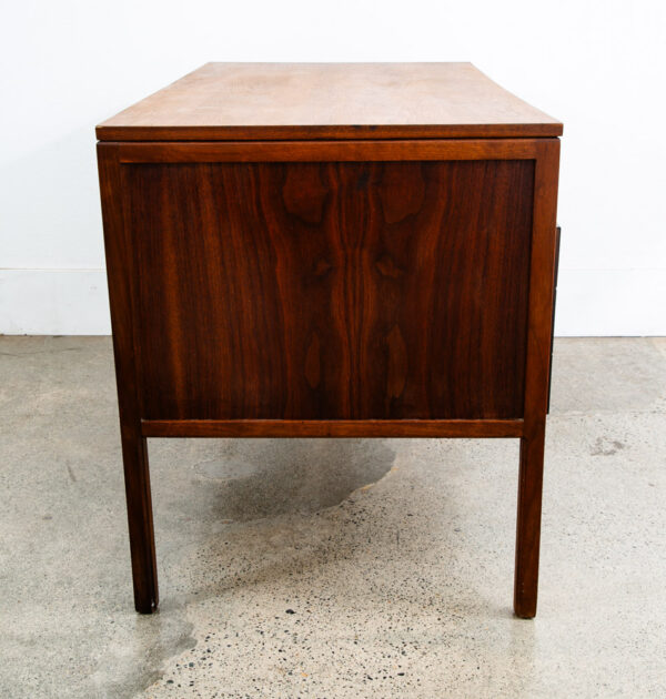 Mid Century Modern Desk Furniture Solid Walnut 3 Drawers Mcm Floating Vintage - Image 6