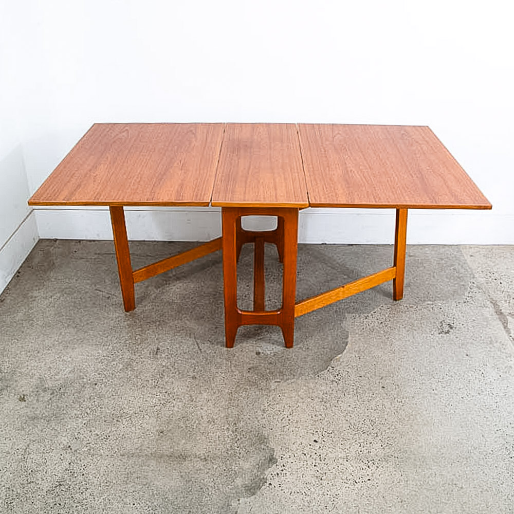 Mid Century Danish Modern Dining Table Drop Leaf Gate Leg Walnut Folding Teak Norway MCM - Image 3