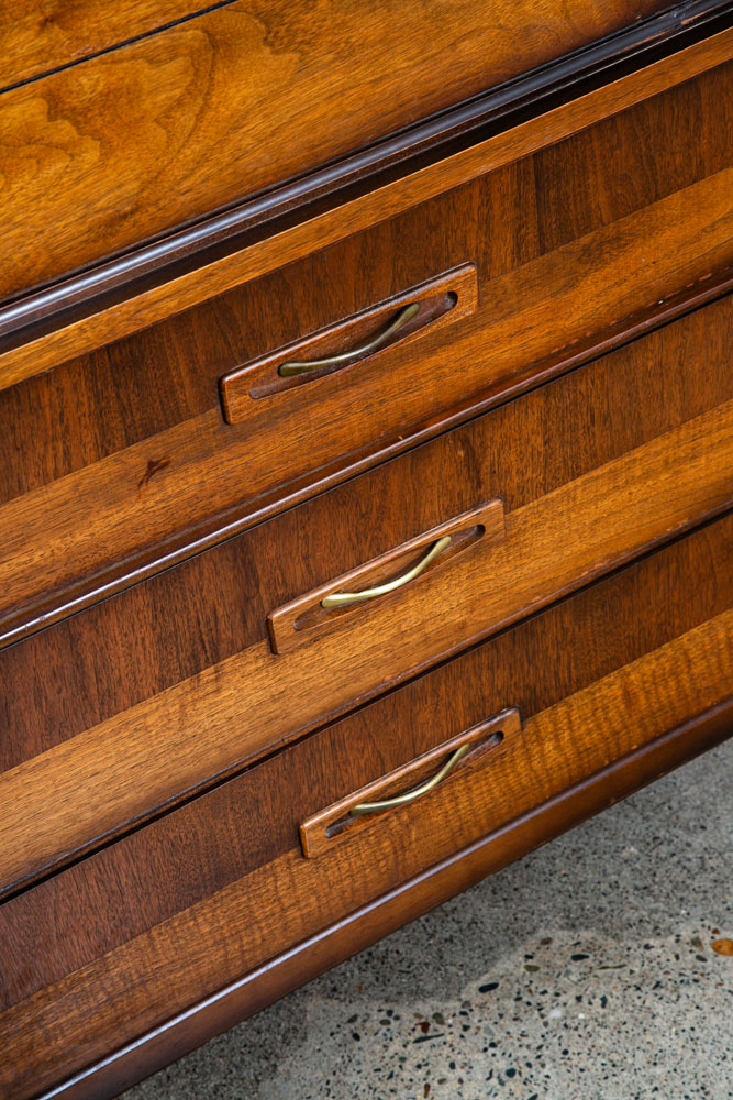 Mid Century Danish Modern Highboy Dresser Walnut 4 Drawer Danish Mcm Vintage 60s - Image 8