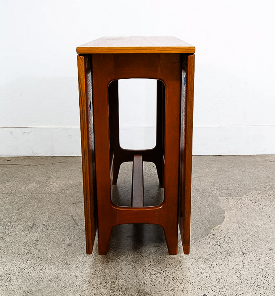 Mid Century Danish Modern Dining Table Drop Leaf Gate Leg Walnut Folding Teak Norway MCM - Image 4