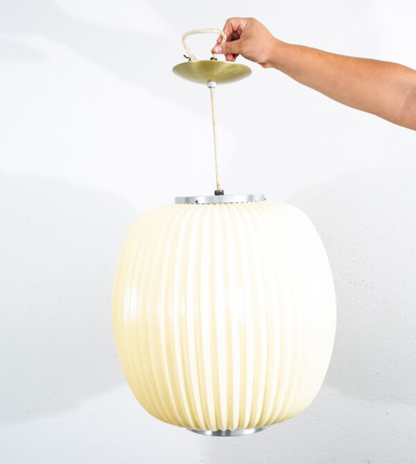 Mid Century Modern Pendant Lamp Set Light Lightolier White Hanging Design Pair - Image 7