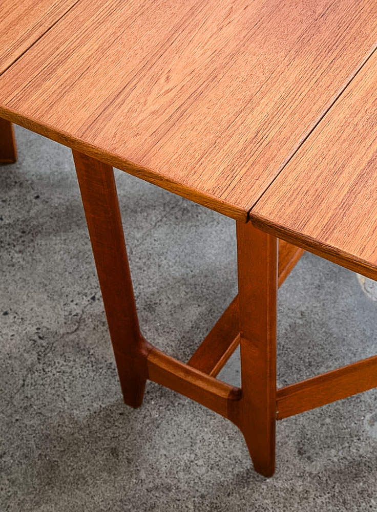 Mid Century Danish Modern Dining Table Drop Leaf Gate Leg Walnut Folding Teak Norway MCM - Image 8