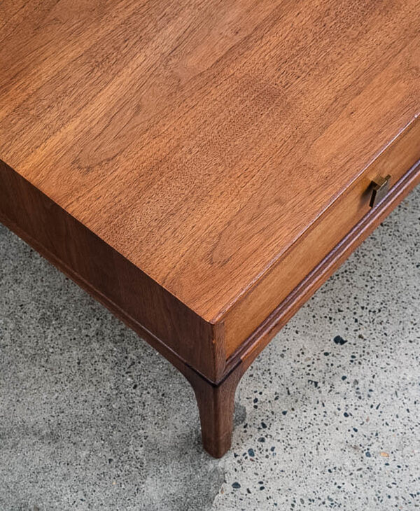 Mid Century Modern Coffee Table Large Walnut 3 Drawer Restored Brass Vintage Mcm - Image 7