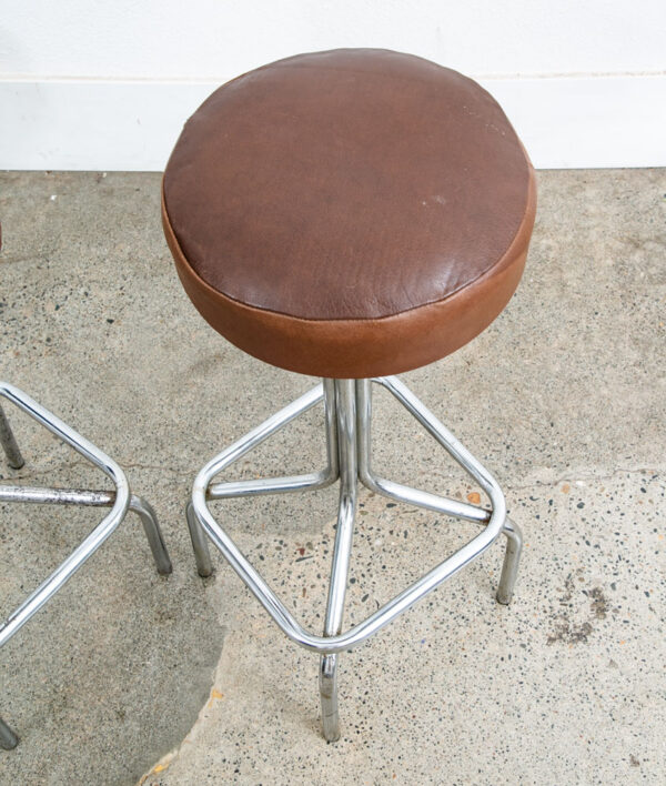 Mid Century Modern Bar Stools Set 4 brown Leather Chrome Vintage Round Four Mcm - Image 9