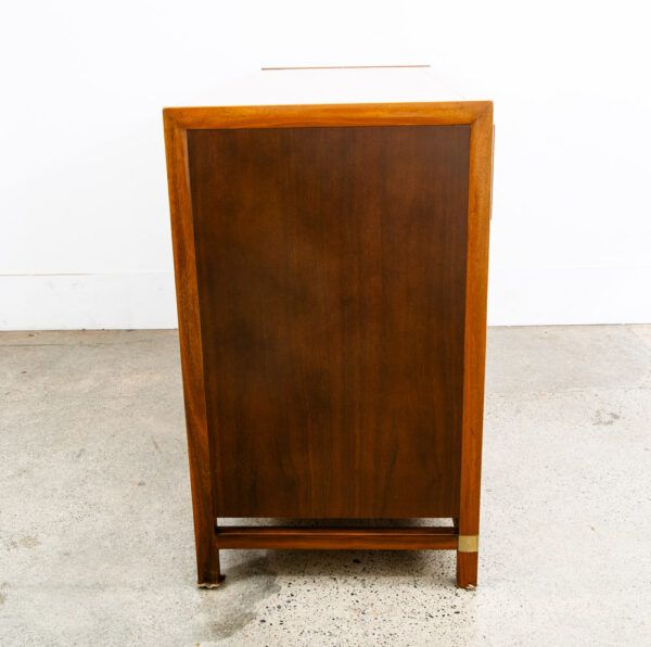 Mid Century Modern Credenza Dresser 8 Drawer Walnut Wood Danish Tung Si Vintage - Image 4
