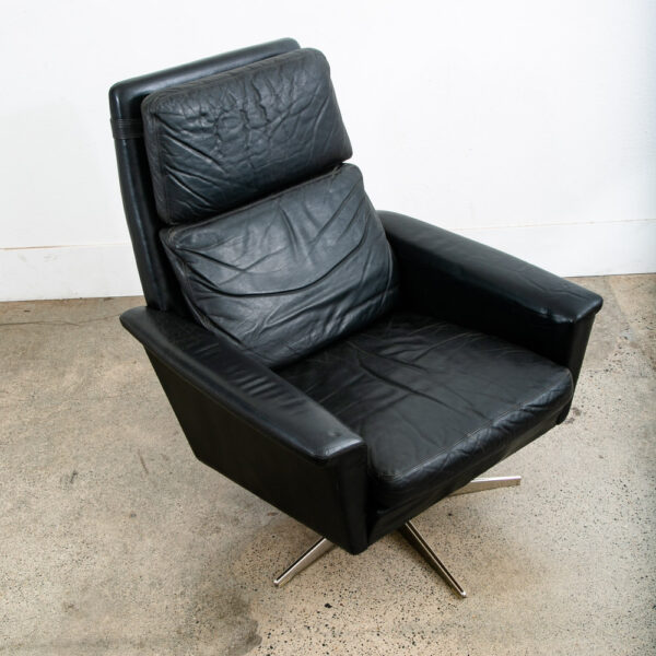 Mid Century Danish Modern Lounge Chair Georg Thams Black Leather Denmark Swivel - Image 11