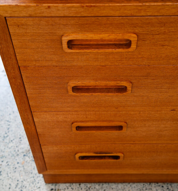 Mid Century Danish Modern Credenza Bookshelf Cabinet Teak 8 Drawer Poul Hundevad - Image 6