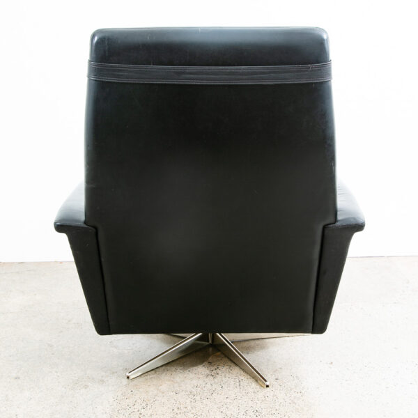 Mid Century Danish Modern Lounge Chair Georg Thams Black Leather Denmark Swivel - Image 5