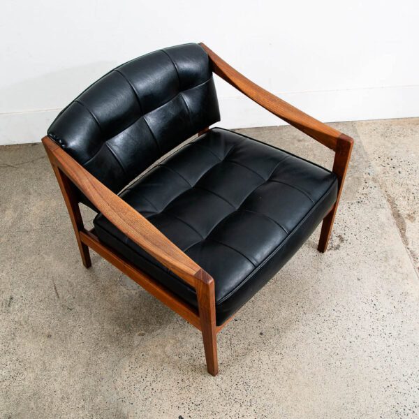 Mid Century Modern Lounge Chair Black Arms Walnut Tufted Work Armchair Vintage - Image 6