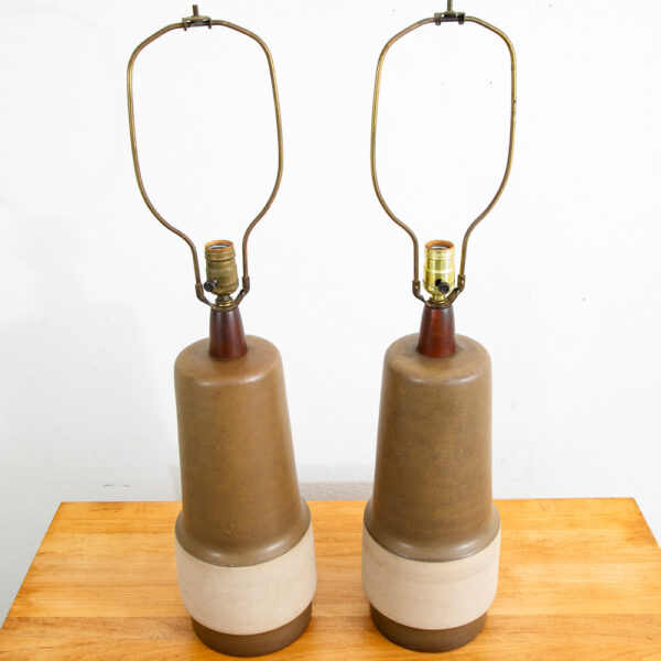 Mid Century Modern Table Lamp Set Pair Martz Marshall Studios Brown Tan Ceramic - Image 4