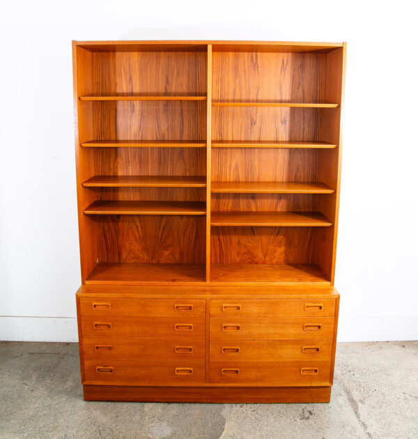 Mid Century Danish Modern Credenza Bookshelf Cabinet Teak 8 Drawer Poul Hundevad