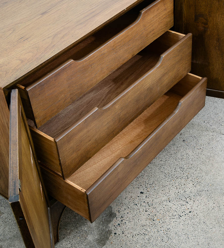 Mid Century Modern Credenza Dresser 6 Drawer Stanley Walnut Mcm Brass Handles - Image 7