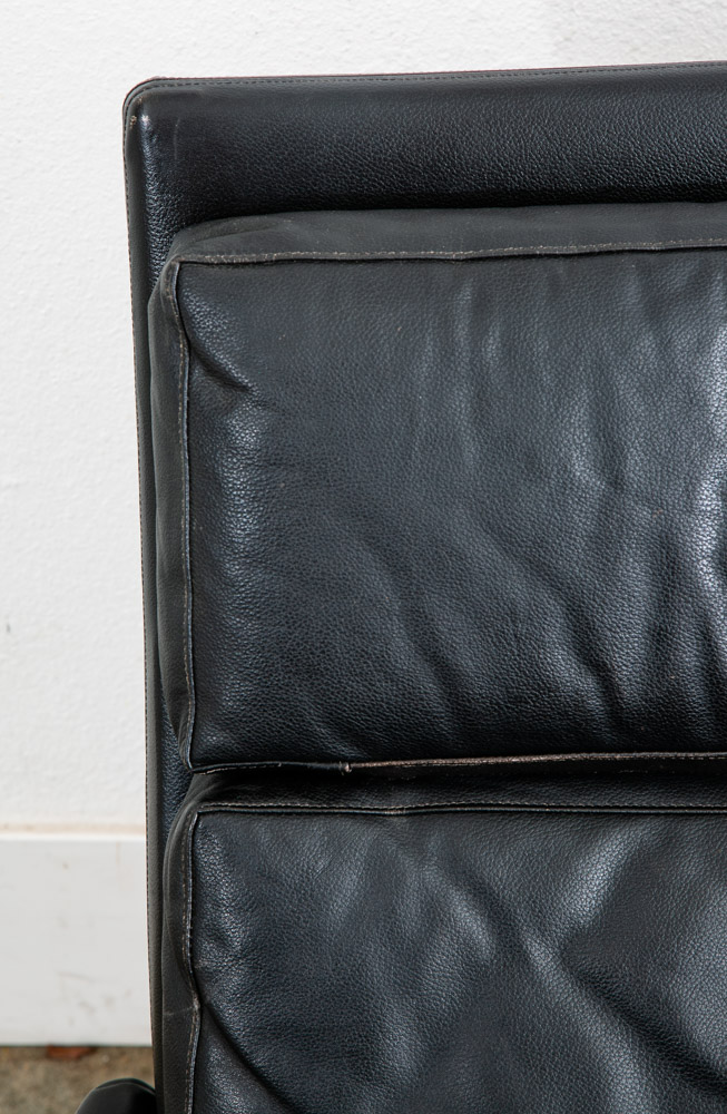 Mid Century Danish Modern Lounge Chair Georg Thams Black Leather Denmark Swivel - Image 12