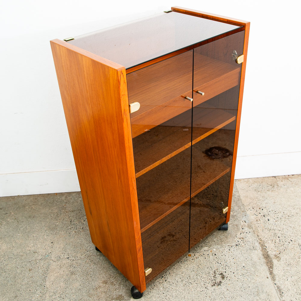 Mid Century Modern Stereo Storage Cabinet Teak Smoked Glass Hifi Audio Mcm Brass - Image 10