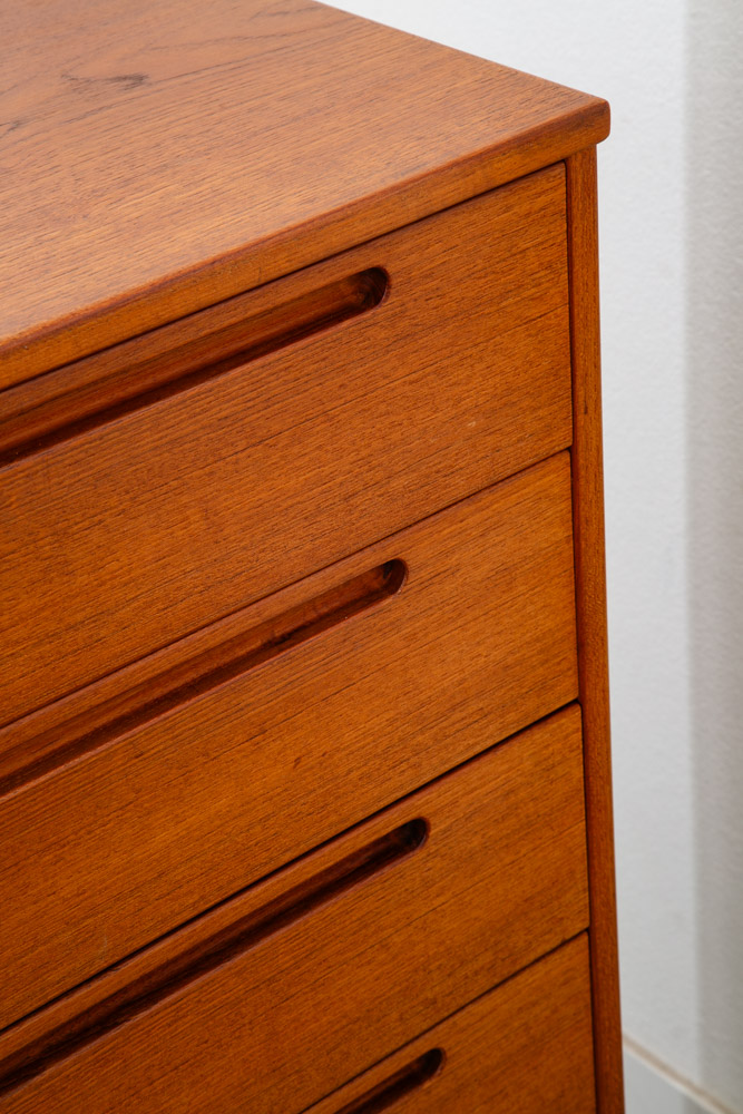 Mid Century Danish Modern Dresser Highboy 6 Drawer Teak Denmark Mobler Vintage - Image 6