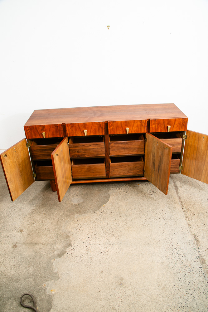 Mid Century Modern Credenza Dresser Walnut Brass 12 Drawer Martinsville Doors - Image 5