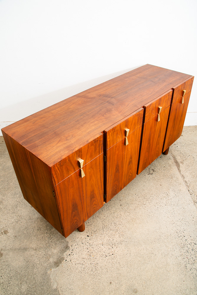 Mid Century Modern Credenza Dresser Walnut Brass 12 Drawer Martinsville Doors - Image 9