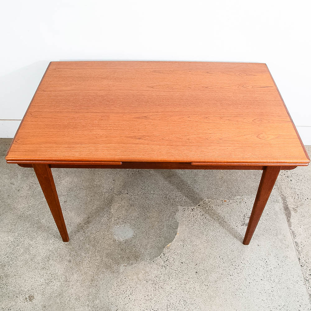 Mid Century Danish Modern Dining Table Denmark Teak Wood Extension Draw Leaf NM - Image 4
