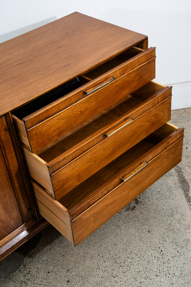 Mid Century Modern Dresser Credenza 3 Drawer Drexel Pinnacle Mcm Walnut Cabinet - Image 12