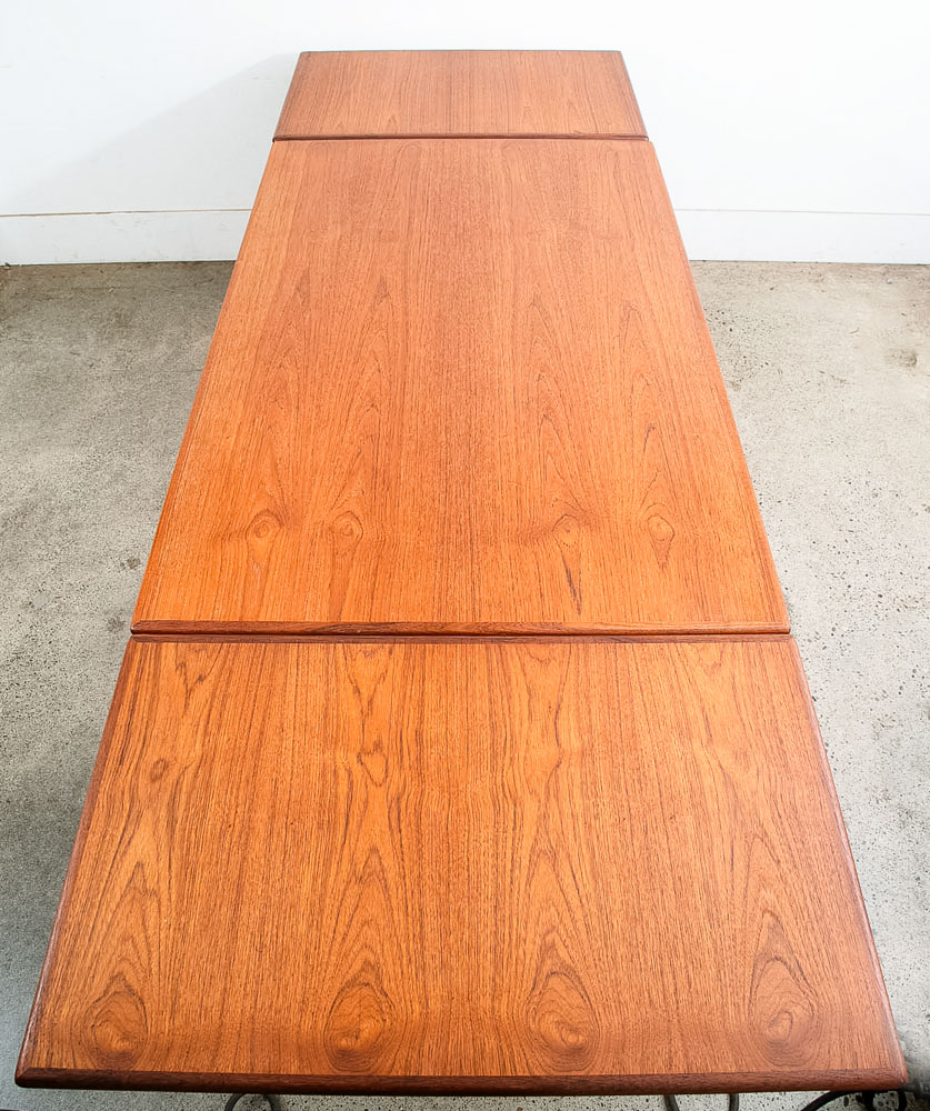 Mid Century Danish Modern Dining Table Denmark Teak Wood Extension Draw Leaf NM - Image 2