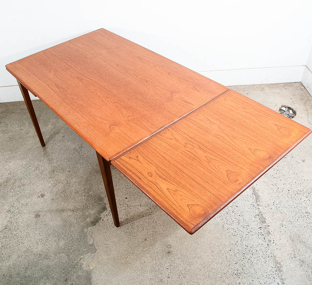 Mid Century Danish Modern Dining Table Denmark Teak Wood Extension Draw Leaf NM - Image 8