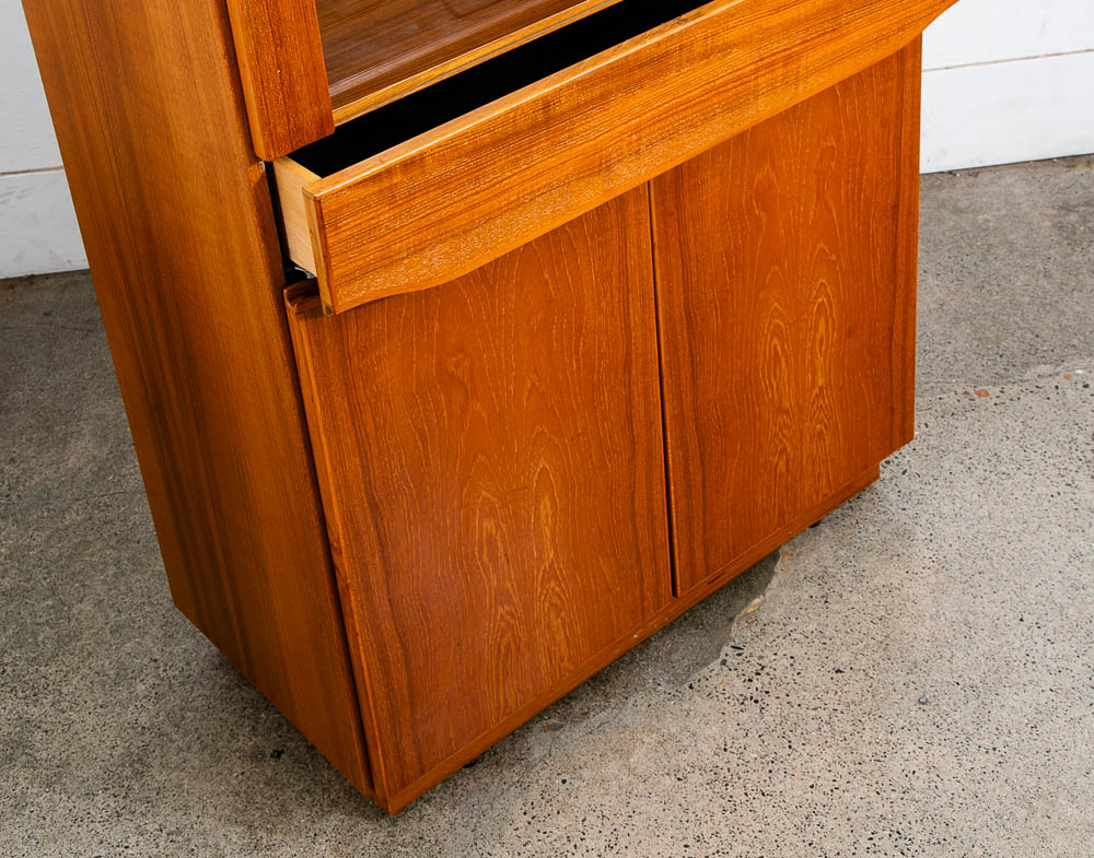 Mid Century Danish Modern Cabinet Skovby Hutch Credenza Display Teak Glass Mcm - Image 9