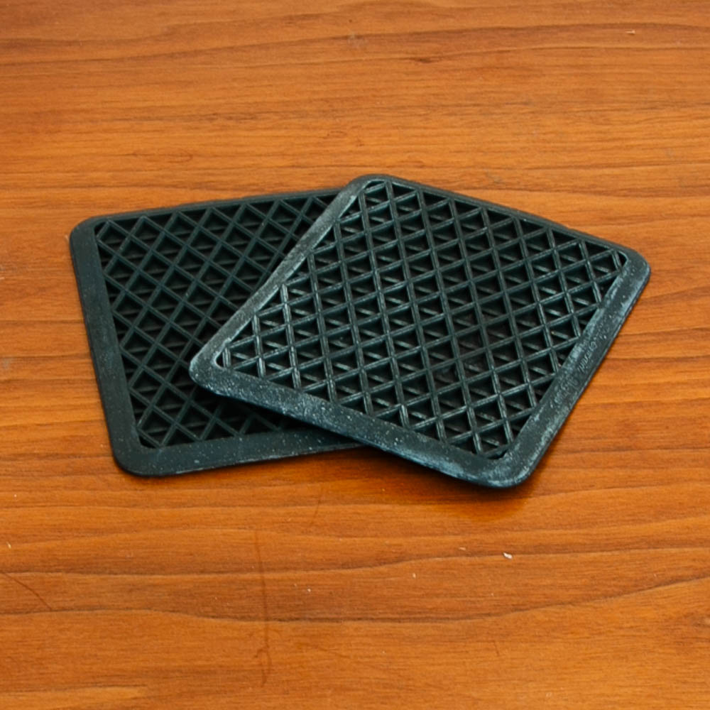 Mid Century Modern Circa 1960's Vintage Rubbermaid Kar-Rug Miniature Throw Rug Coaster Set of 4 - Image 12