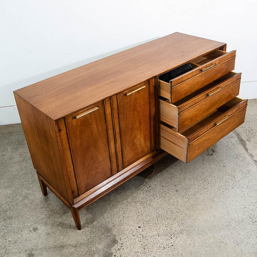 Mid Century Modern Dresser Credenza 3 Drawer Drexel Pinnacle Mcm Walnut Cabinet - Image 7