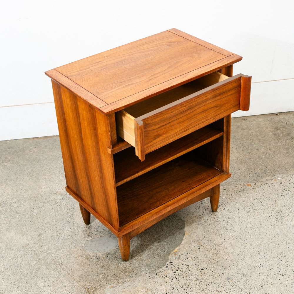Mid Century Modern Nightstands End Side Tables Martinsville Walnut Wood Drawer - Image 5