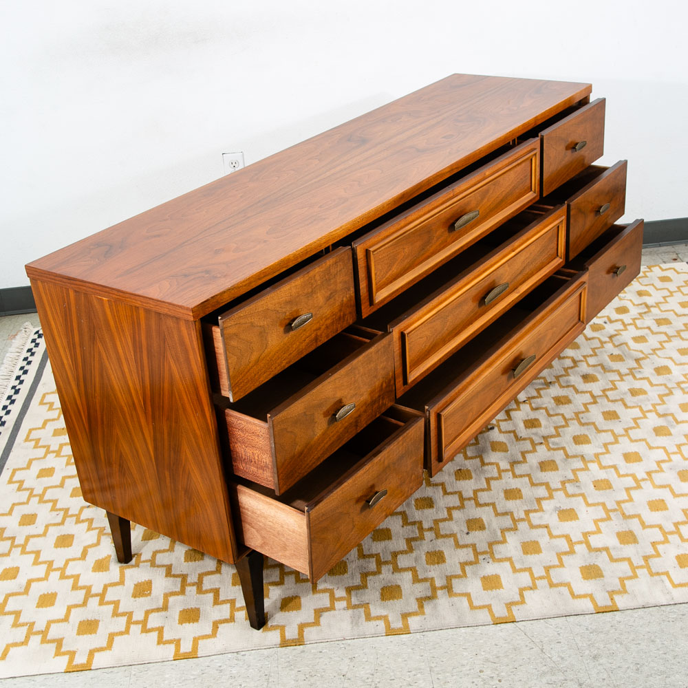 Mid Century Danish Modern Credenza Dresser American Walnut 9 Drawer Danish Mcm - Image 4