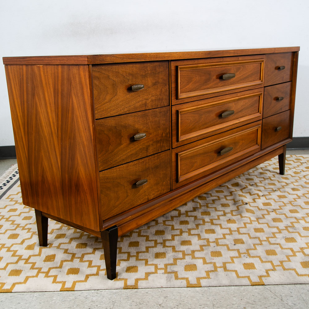Mid Century Danish Modern Credenza Dresser American Walnut 9 Drawer Danish Mcm