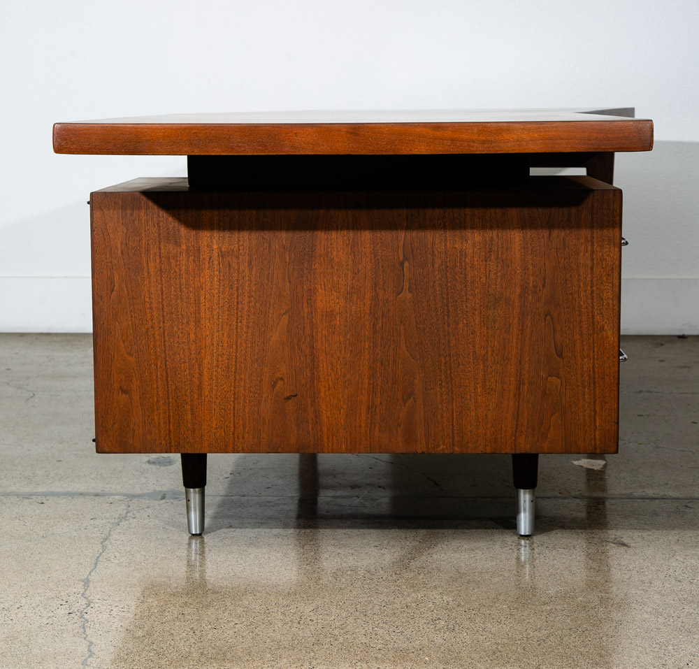Mid Century Modern Desk Executive Office Stow Davis Boomerang Large Walnut Mcm - Image 5