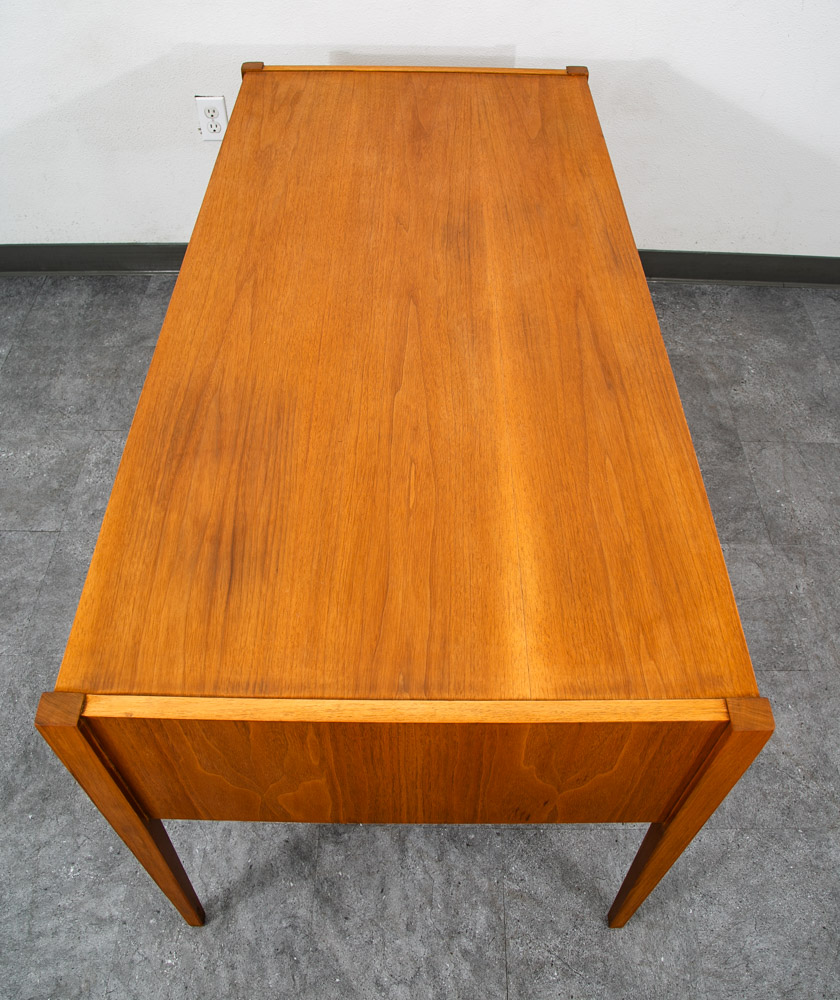 Mid Century Modern Desk Walnut Office Vintage 2 Drawers Executive Compact Mcm - Image 10