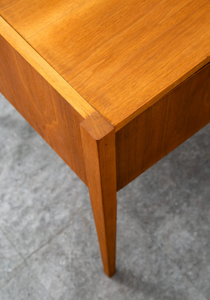 Mid Century Modern Desk Walnut Office Vintage 2 Drawers Executive Compact Mcm - Image 8