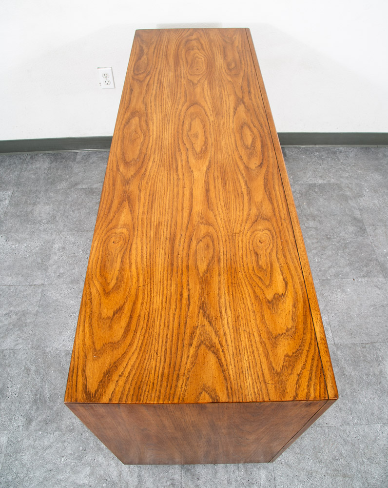 Mid Century Modern Credenza Dresser Drexel 5 Drawer Brass Handles Passage Mcm - Image 4