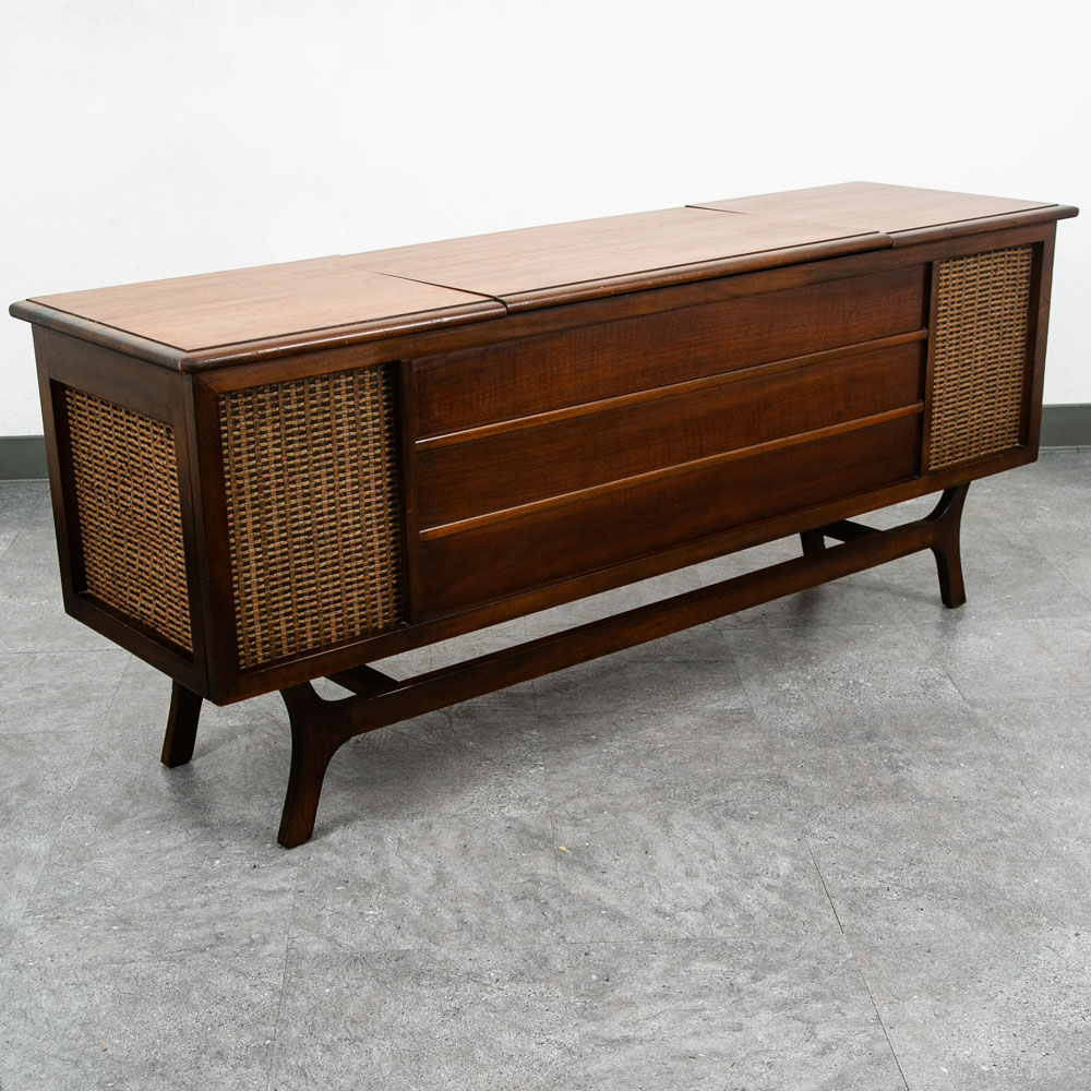 Mid Century Modern Stereo Console Record Player Radio Walnut Vintage Credenza - Image 2