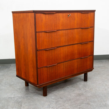 Mid Century Danish Modern Chest Drawers Dresser Teak Mobler 4 Denmark Locking