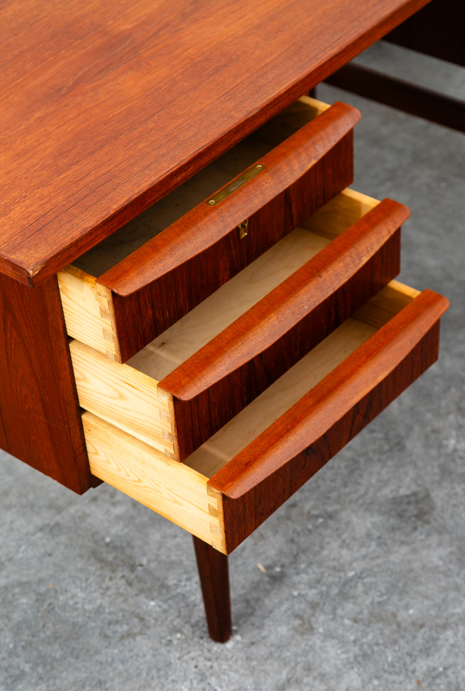 Mid Century Danish Modern Desk Executive Teak 6 Drawer Bookshelf Floating Shelf - Image 9