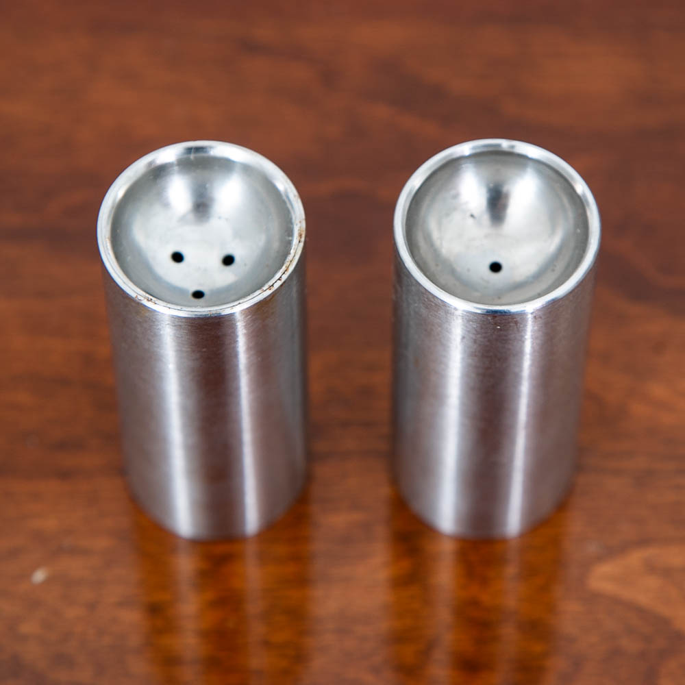 Mid Century Modern Stelton Salt & Pepper Shakers Set Arne Jacobsen Silver Pair - Image 5