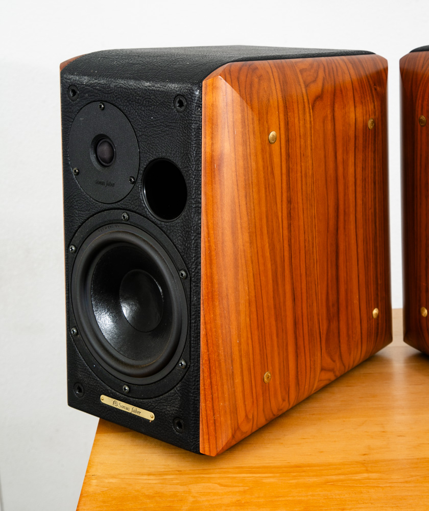 Vintage Speakers Sonus Faber Concerto Pair Walnut Black Leather Hifi Bi Wiring - Image 8