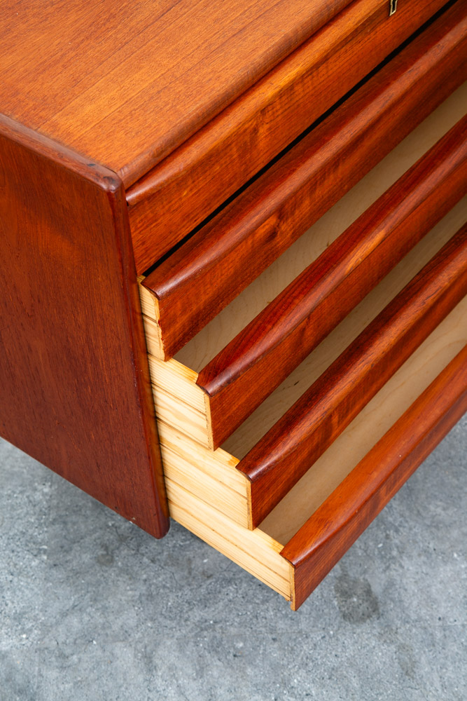Mid Century Danish Modern Chest of Drawers Dresser Teak Vintage Locking 5 Mcm - Image 10