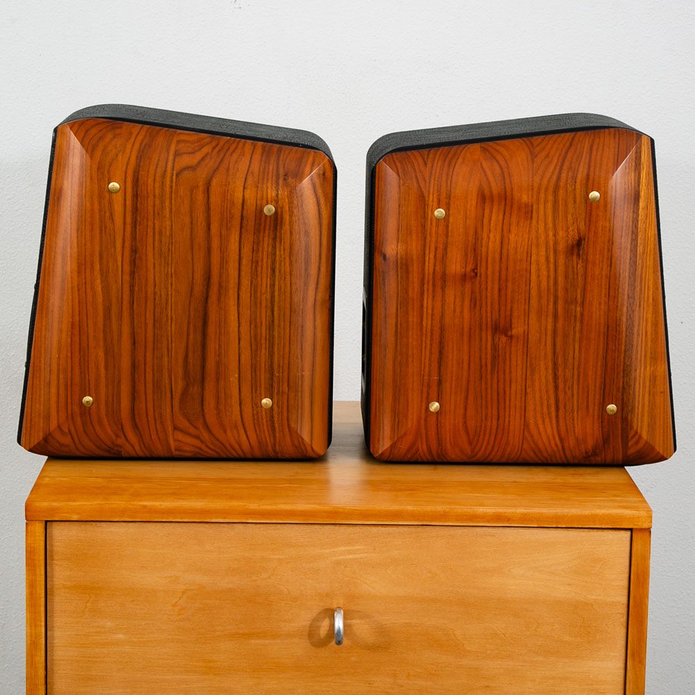 Vintage Speakers Sonus Faber Concerto Pair Walnut Black Leather Hifi Bi Wiring - Image 4