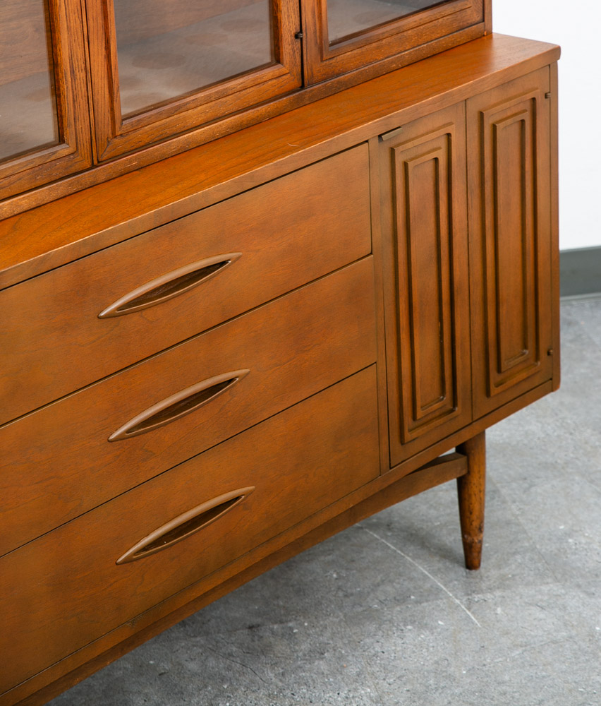 Mid Century Modern Hutch Credenza Broyhill Sculptra China Cabinet Display Glass - Image 11
