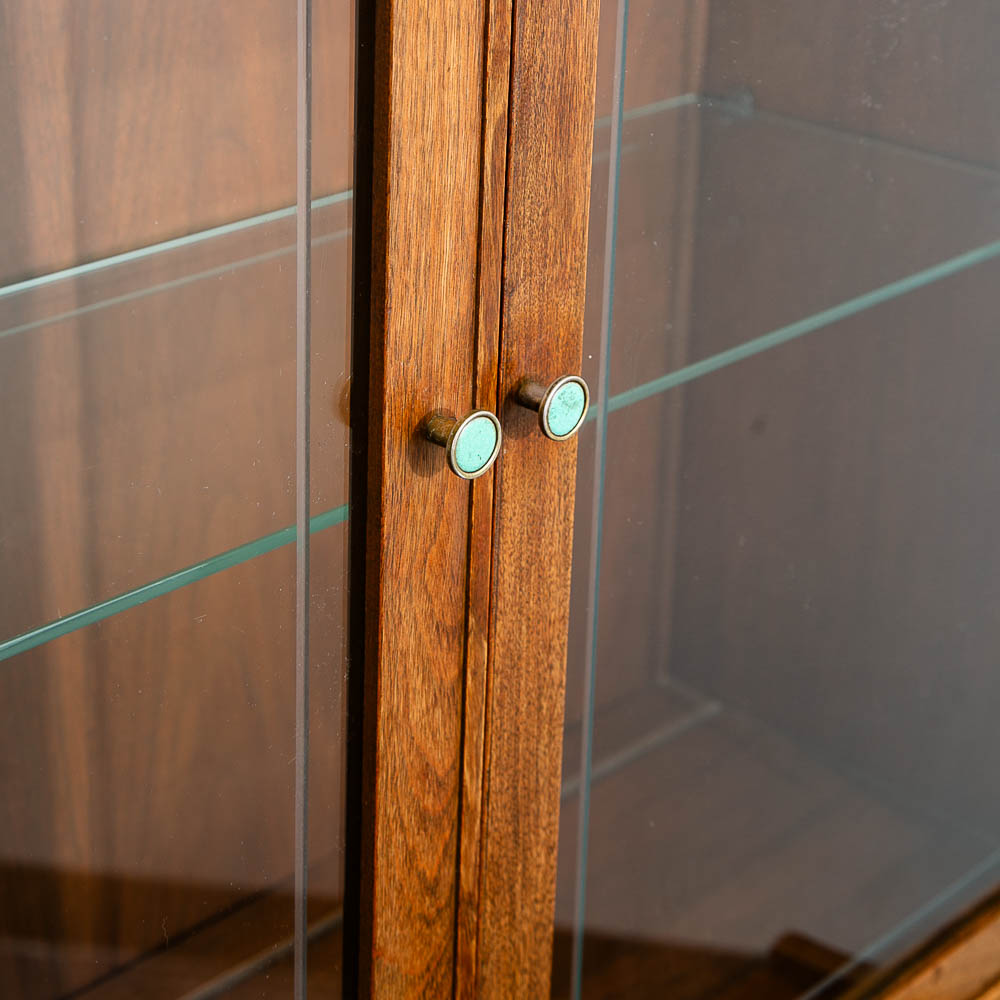 Mid Century Modern China Cabinet Hutch Walnut Kroehler Credenza Display Glass - Image 5
