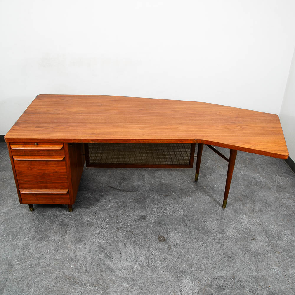 Mid Century Modern Desk Executive Office Stow Davis Boomerang Large Walnut Mcm - Image 6