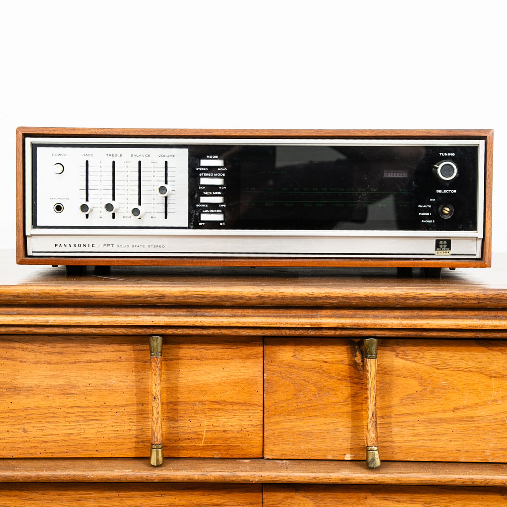Mid Century Modern Receiver Panasonic SA-700 Solid State Radio FET Vintage FM/AM - Image 2